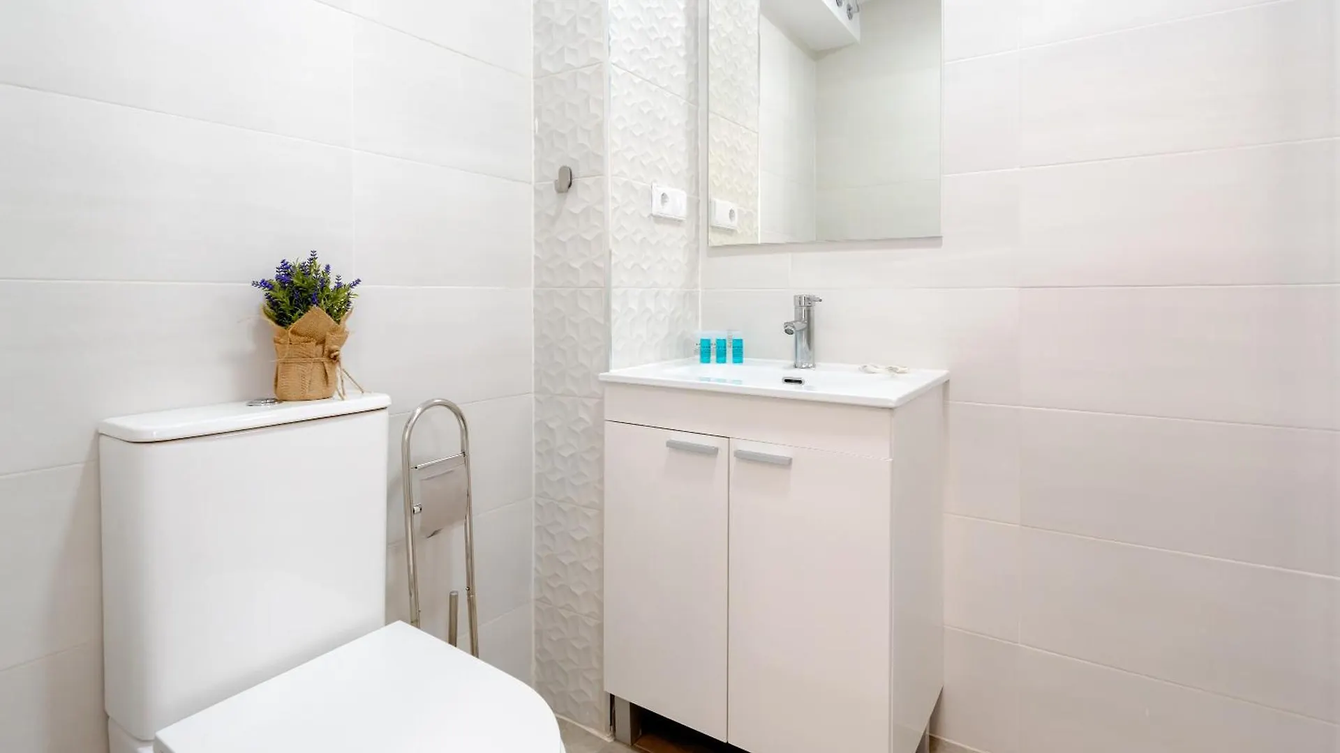 Wintowinrentals Altamira Suites Alto マラガ アパート